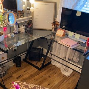 Clear corner desk